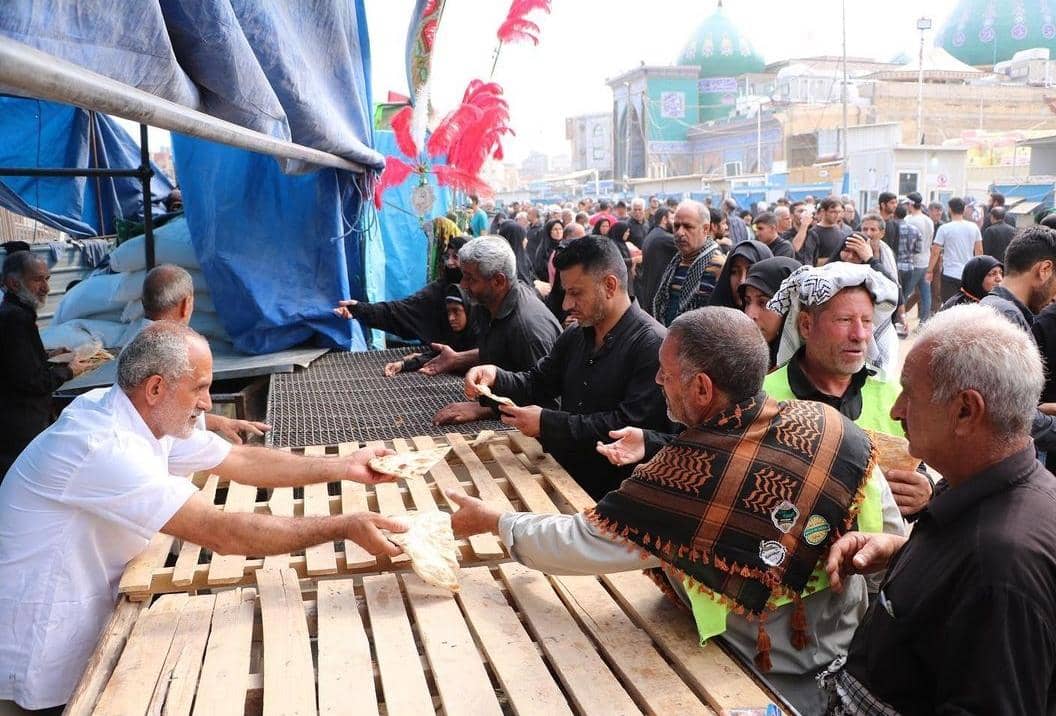 استان کرمان با 56 موکب در خدمت زائران حسینی است استان کرمان با 56 موکب در خدمت زائران حسینی است