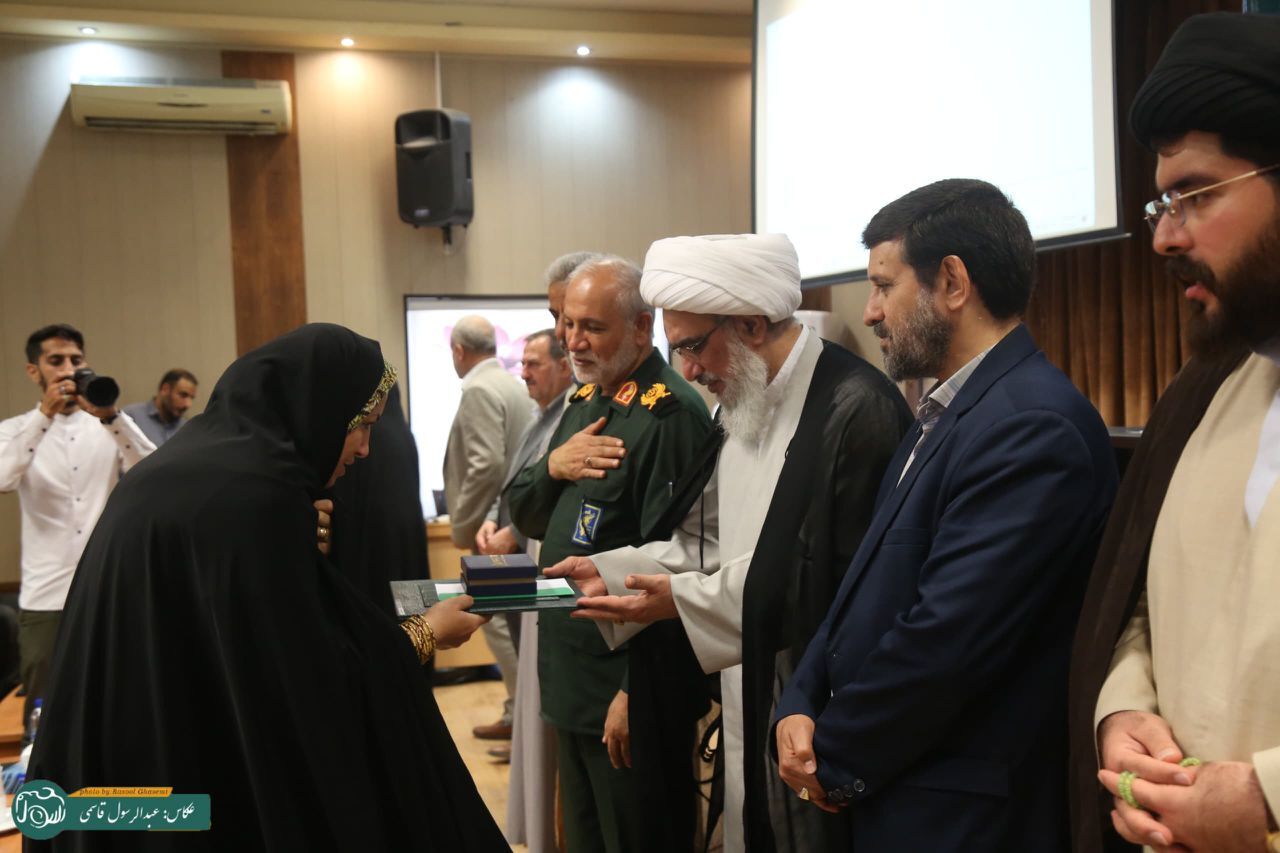 اولین گردهمایی خانواده خادمان حسینی دراستان بوشهر